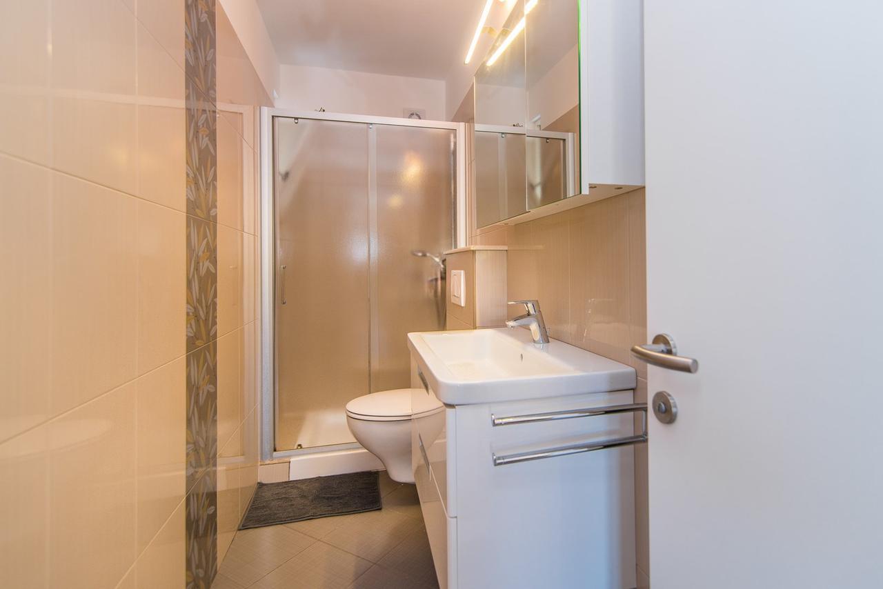 Apartment Lili Poreč Zewnętrze zdjęcie